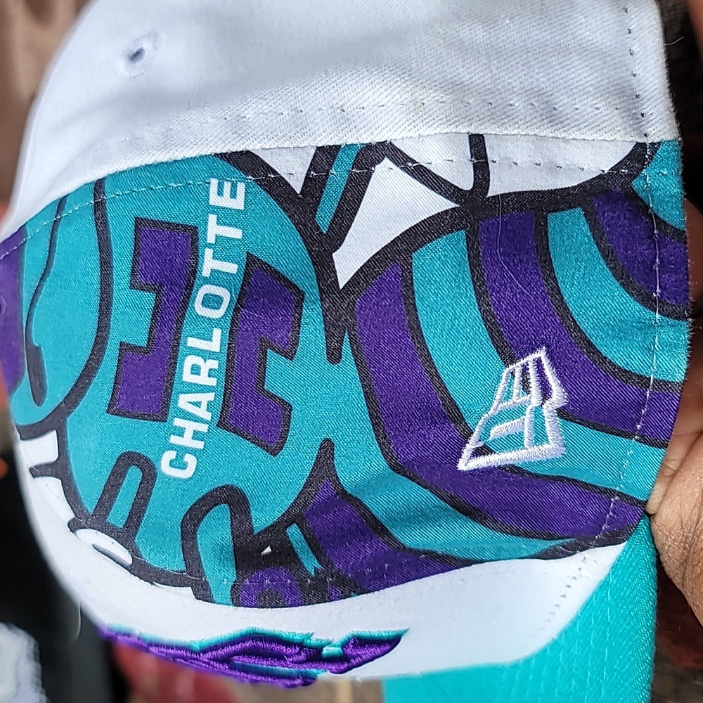 Charlotte hat - Picture 2 of 6
